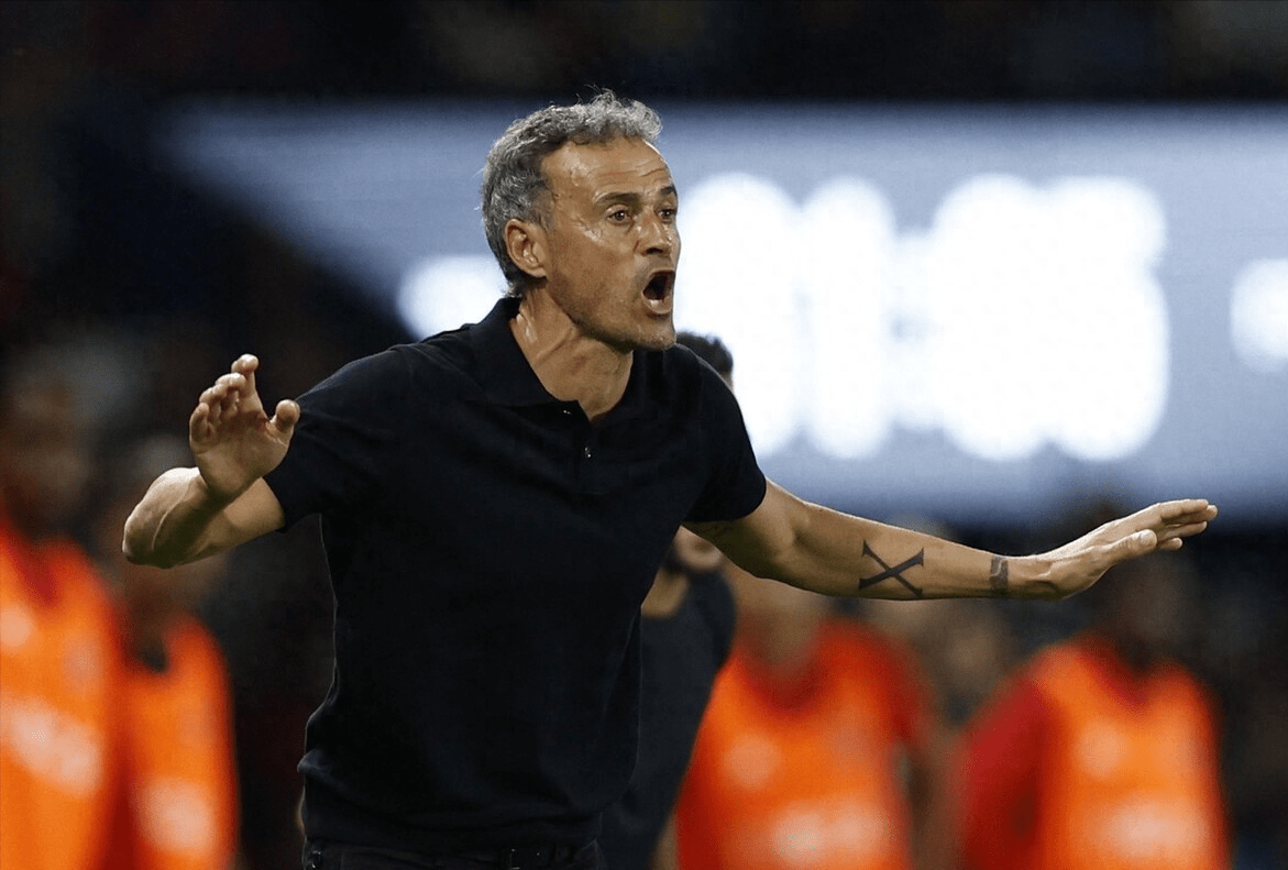 NG体育网站洛杉矶湖人单刀错失备战法甲那不勒斯国际比赛日刷新队史纪录，这一次真的阿扎伦卡与90激战MAD分钟的简单介绍